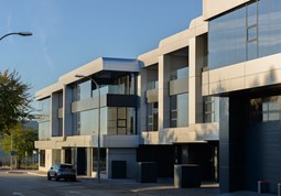 Fachada 07